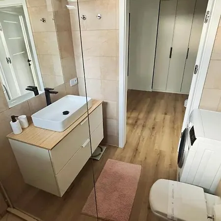 Przestronny 50m2 Ochota Darmowy Parking Balkon وارسو