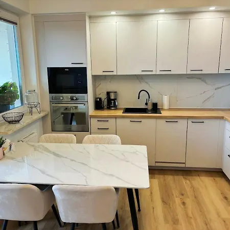 Proventa Homes - Ochota I Parking Apartment Warsaw