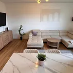 Apartamento Proventa Homes - Ochota I Parking Varsóvia